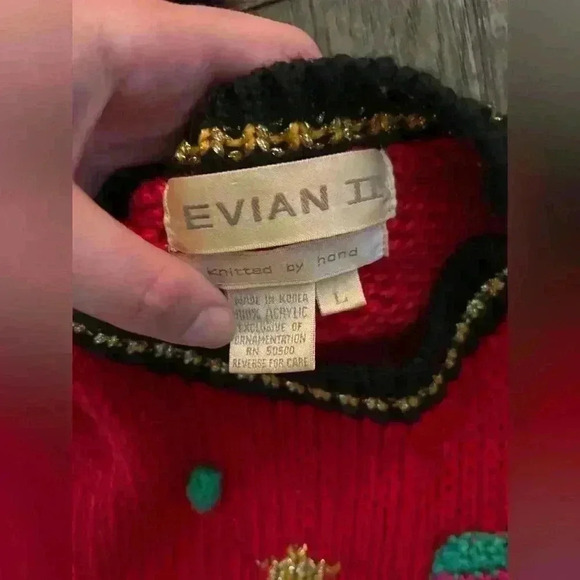 Heidi Sweater Womens Vintage RedAcrylic Hand Knit Christmas Tree Teddy Bear Gift - Picture 3 of 4